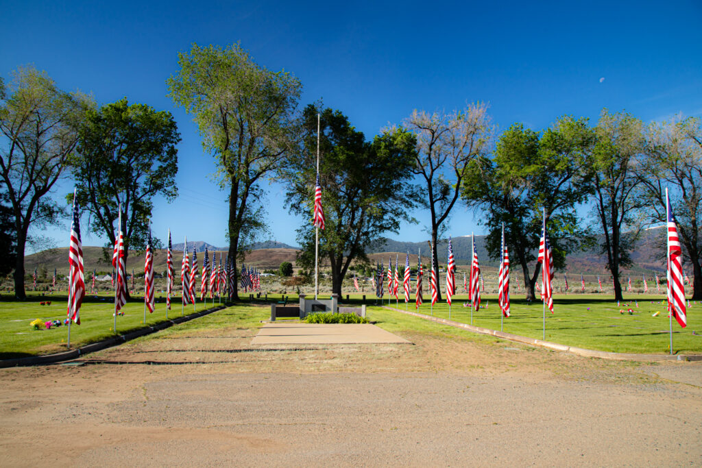 Avenue of Flags at Diamond Crest Cemetery, Johnstonville CA — 300+ American flags line the Memorial Day tribute